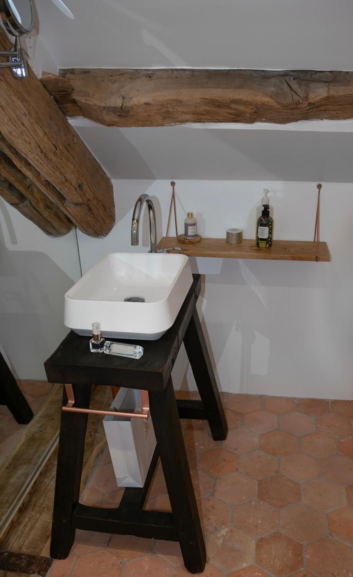 Loft Dans Le Clocher Face Au Chateau Bonnelles 外观 照片