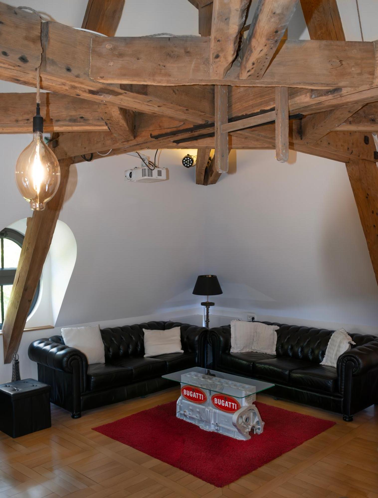 Loft Dans Le Clocher Face Au Chateau Bonnelles 外观 照片
